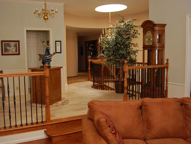 Bellevue Entry & Stair