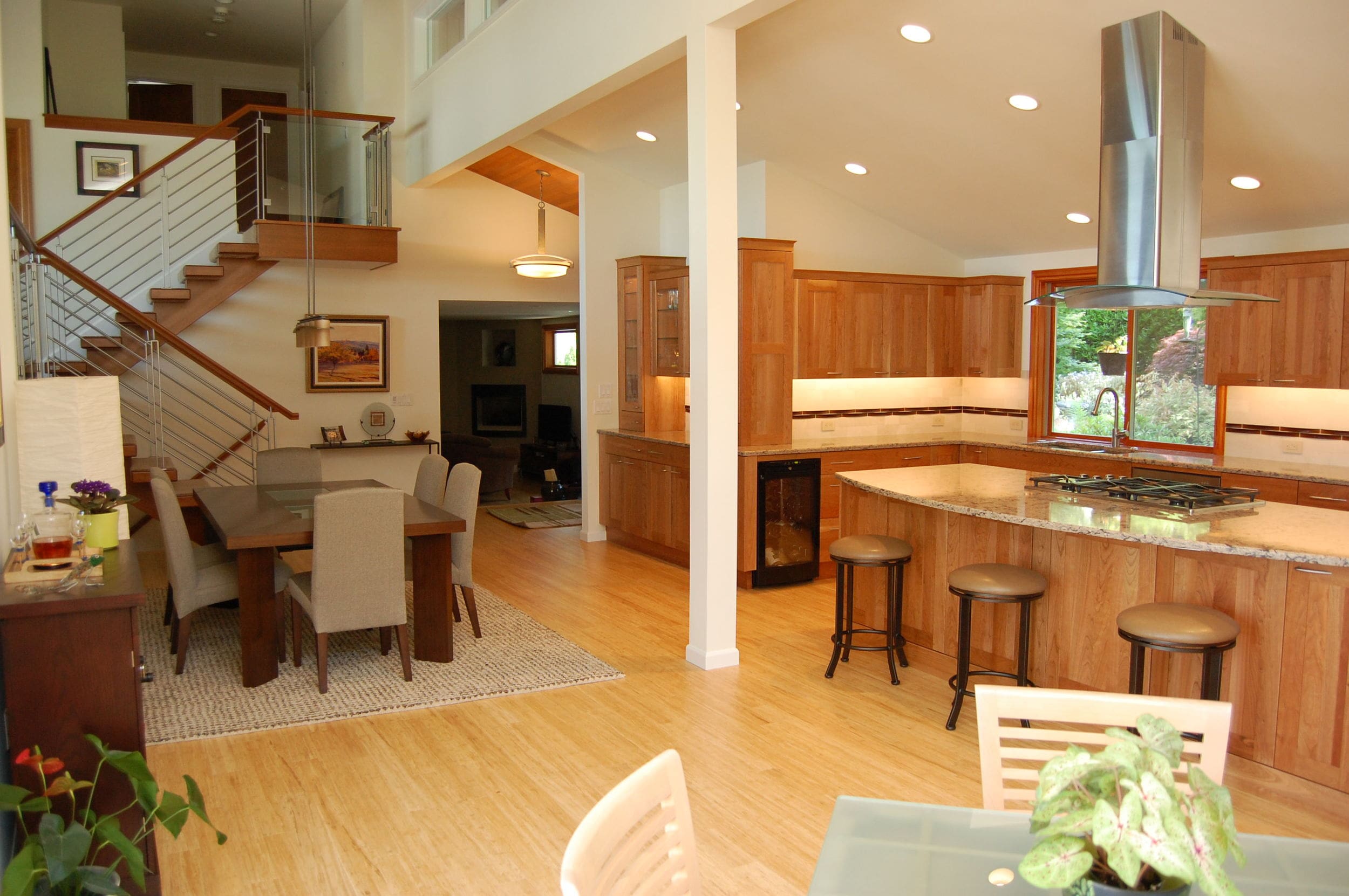 East Lake Sammamish – Kitchen & Stair
