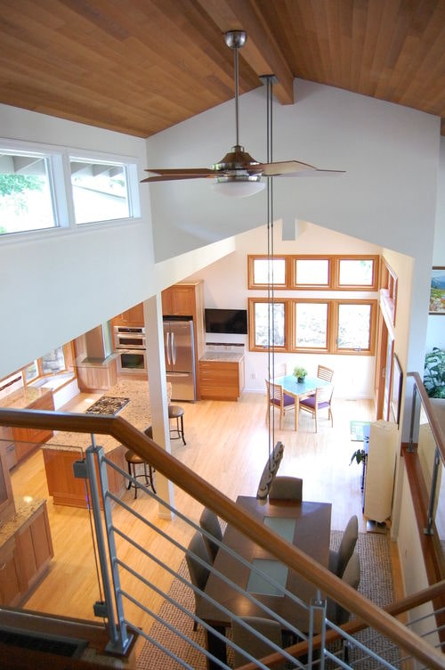 East Lake Sammamish – Kitchen & Stair
