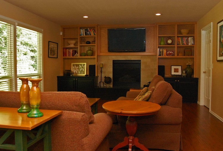 Cougar Mountain Kitchen