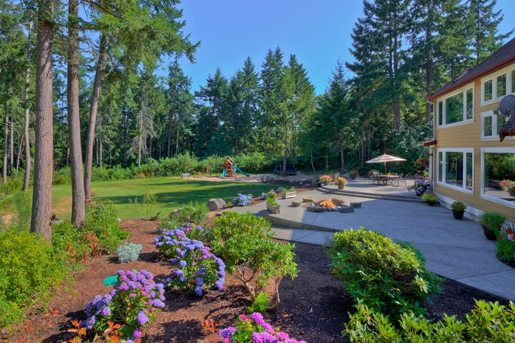Northwest Custom Craftsman