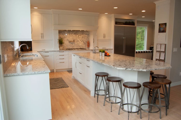 Ravensdale Kitchen & Living