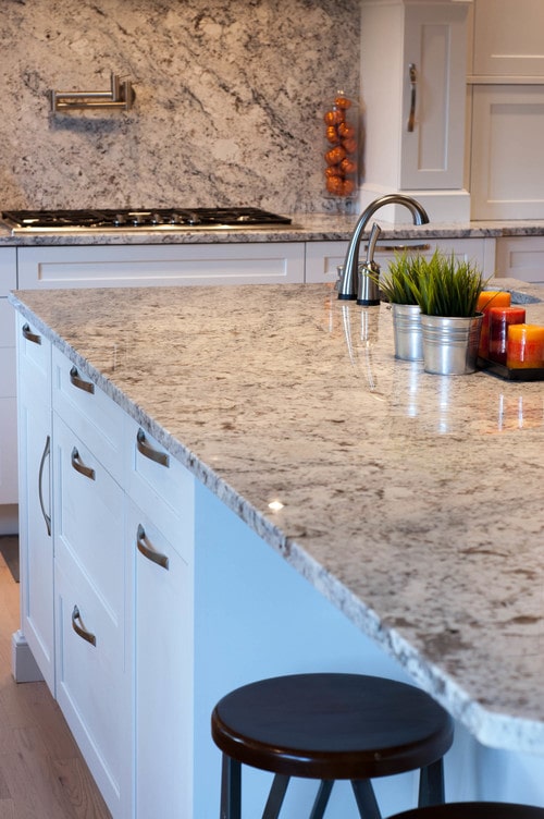 Ravensdale – Kitchen & Living
