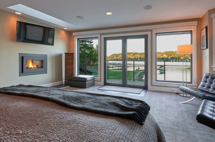 Renton Lakefront – Whole House