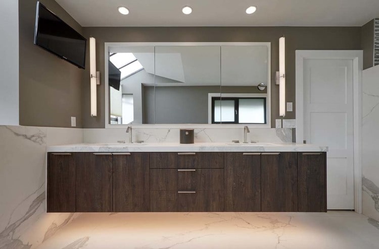 Renton Lakefront – Whole House